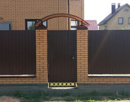 Комбинированный забор, с откатными воротами (г. Владимир, верхние Сновицы)